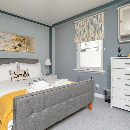Appartamento Historic Location, Private Parking, Ground Floor Luxury Flat Aberdeen Esterno foto