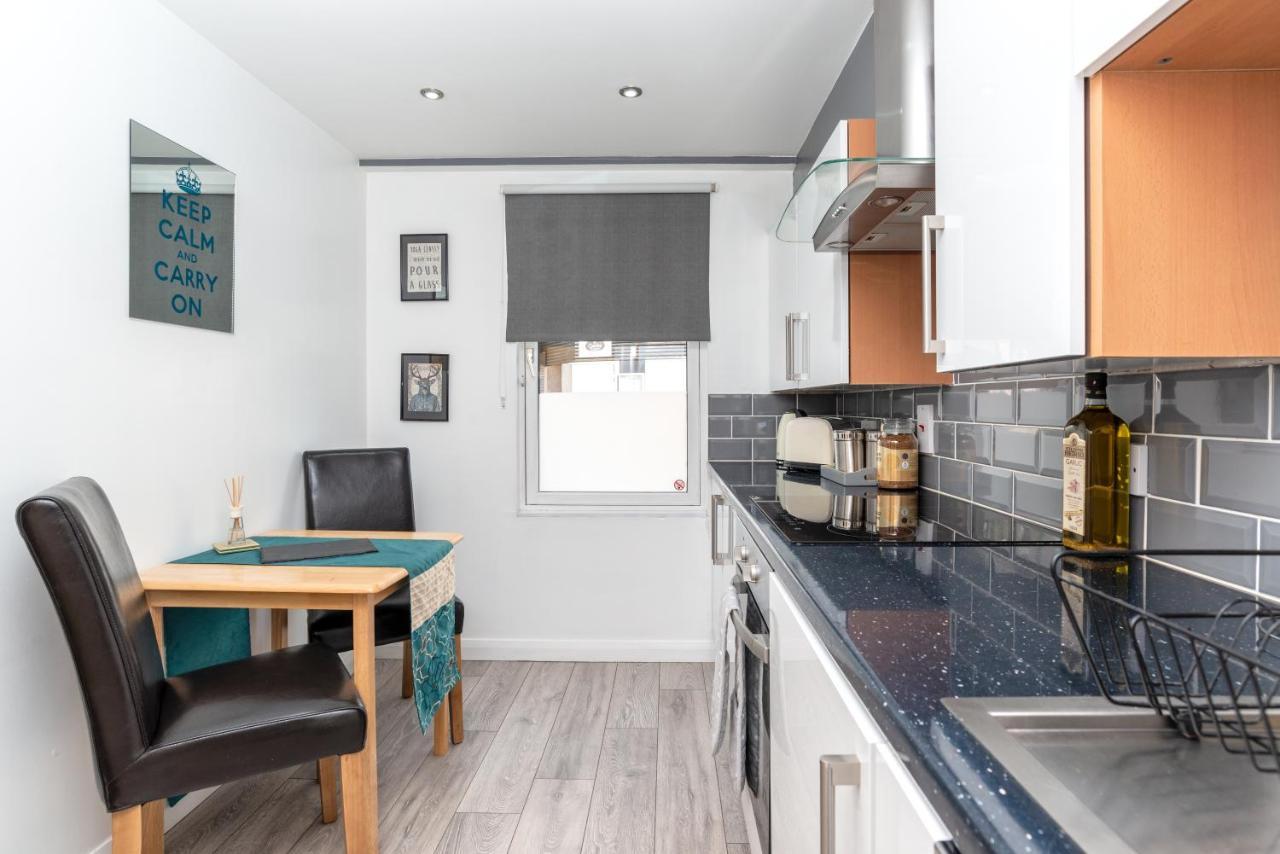 Appartamento Historic Location, Private Parking, Ground Floor Luxury Flat Aberdeen Esterno foto