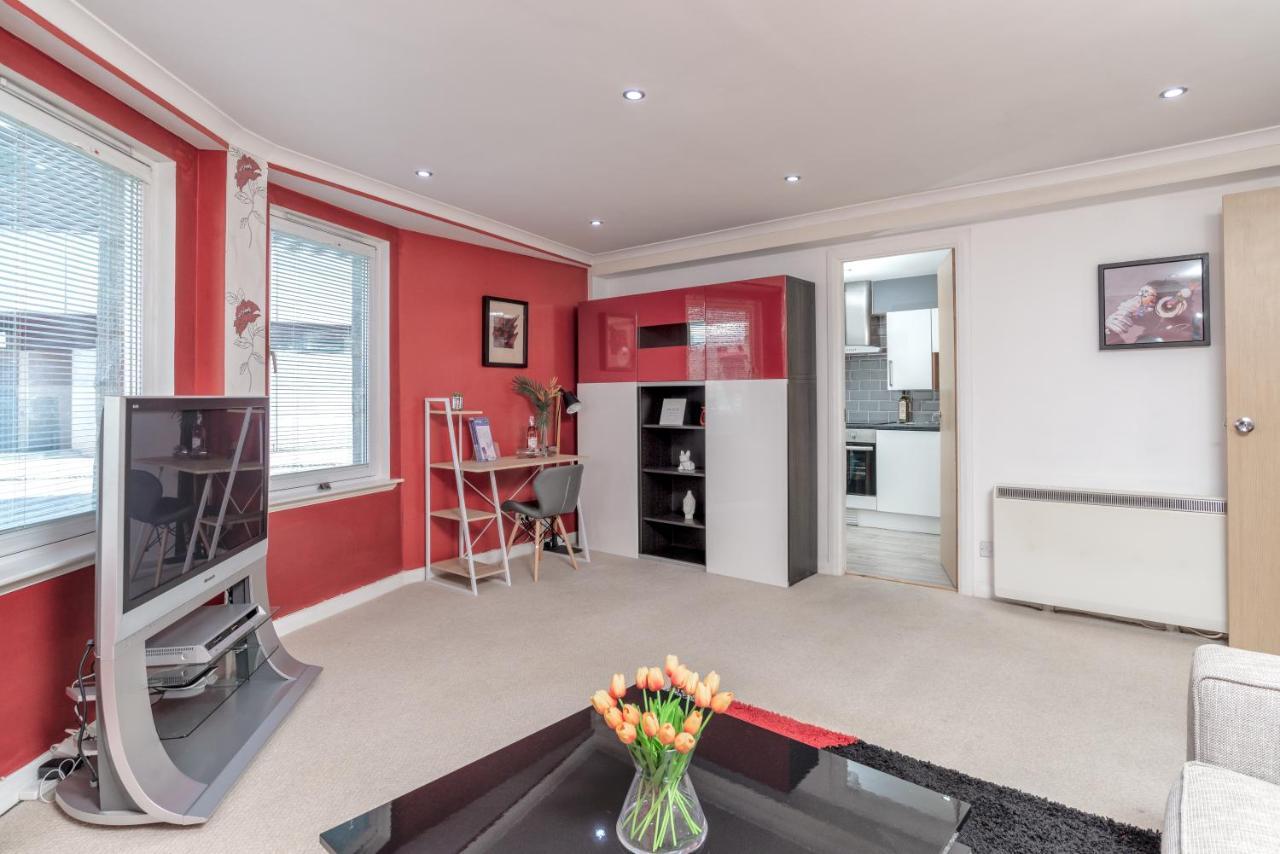 Appartamento Historic Location, Private Parking, Ground Floor Luxury Flat Aberdeen Esterno foto