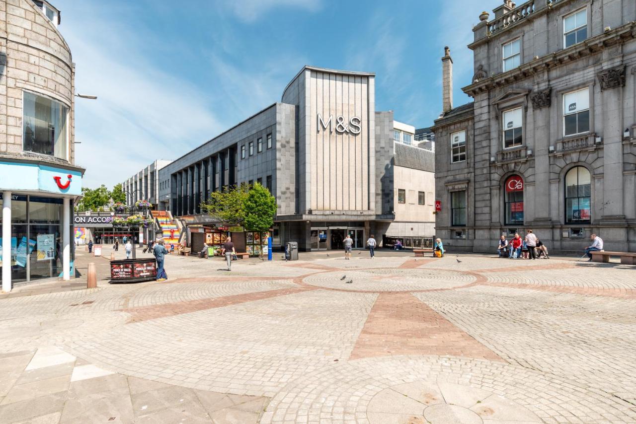 Appartamento Historic Location, Private Parking, Ground Floor Luxury Flat Aberdeen Esterno foto